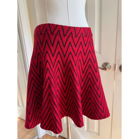 Candie’s Red and Black Zig Zag Stripe Skater Skirt - Picture 2 of 7